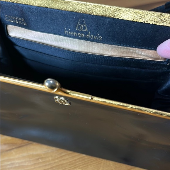 Bienen-Davis Chic Black and Gold Mini Bag so cute - Picture 5 of 16